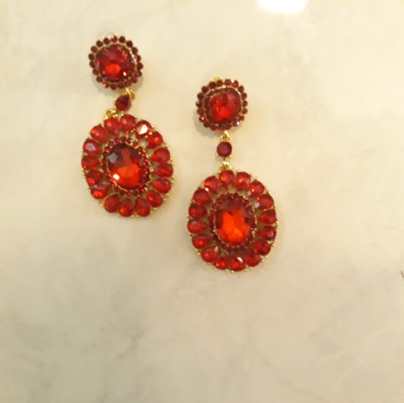 Formal Red Rhinstone Crystal Earrings - Picture 1 of 1